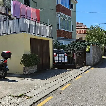 Apartments With Parking Place Laguna Svetilnik Beach