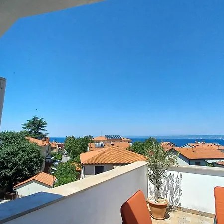 Apartment Apartments With Parking Place Laguna Svetilnik Beach *