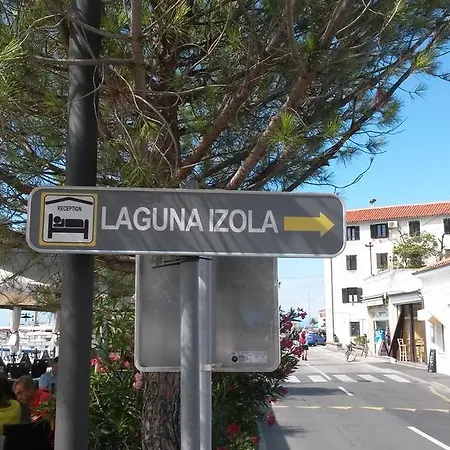 Apartments With Parking Place Laguna Svetilnik Beach