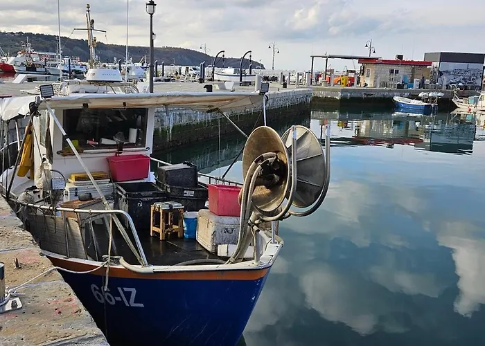 Apartma Apartments With Parking Place Laguna Svetilnik Beach *