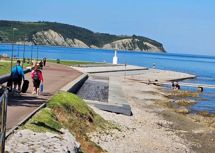 Apartments With Parking Place Laguna Svetilnik Beach Apartma Izola