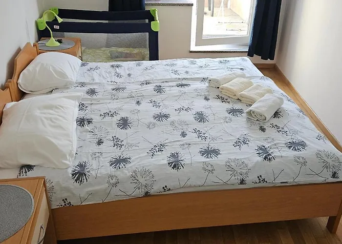 Apartments With Parking Place Laguna Svetilnik Beach Apartma Izola