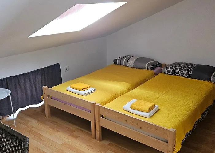 Apartments With Parking Place Laguna Svetilnik Beach